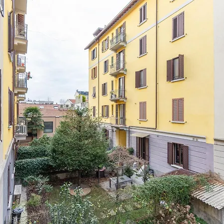 I-host Spacious 2br Near Center