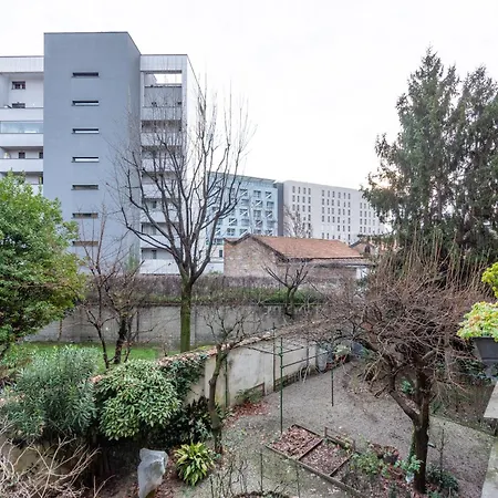 I-host Spacious 2br Near Center * ミラノ